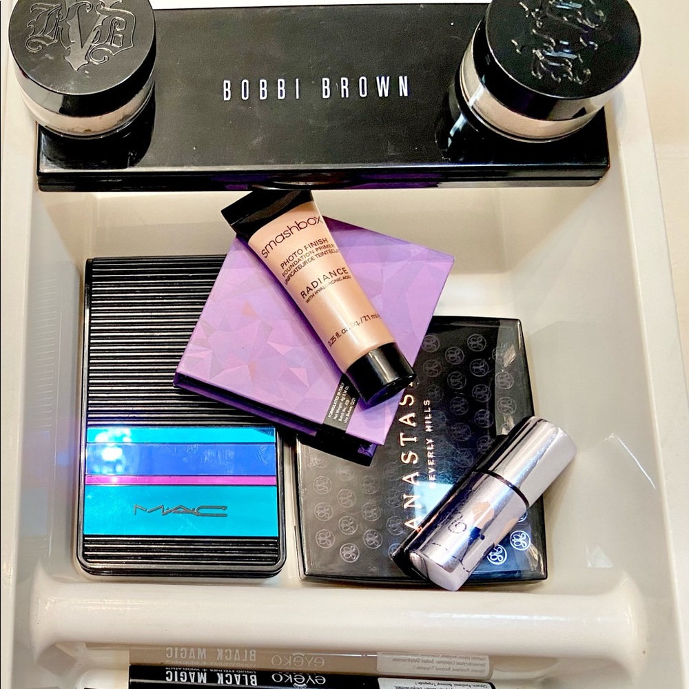 Huge high end lot of  brand name makeup beauty bundle
